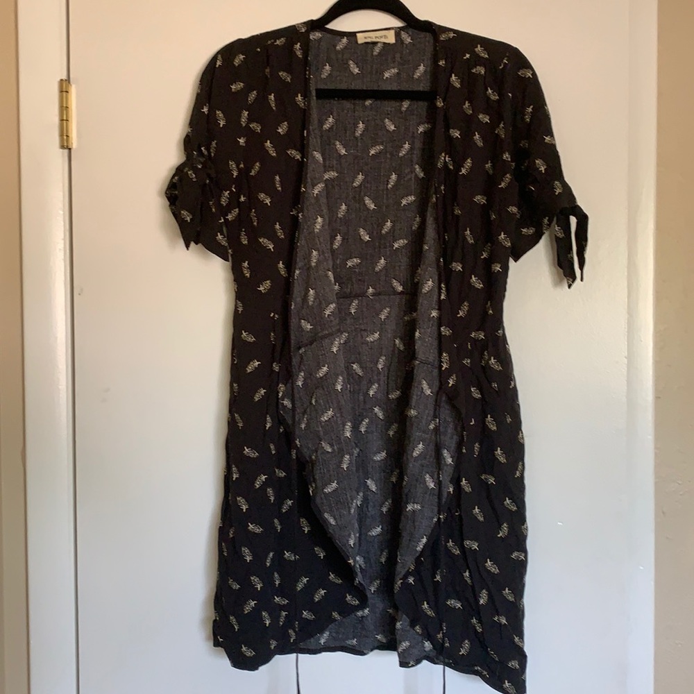 Wrap around tie dress blouse - Picture 3 of 5